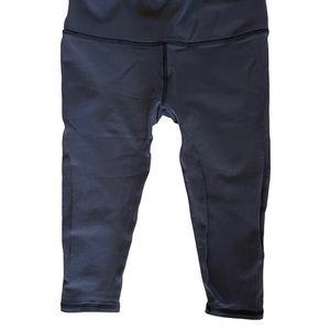 Lululemon Athletics Cropped Black Leggings Sz 8